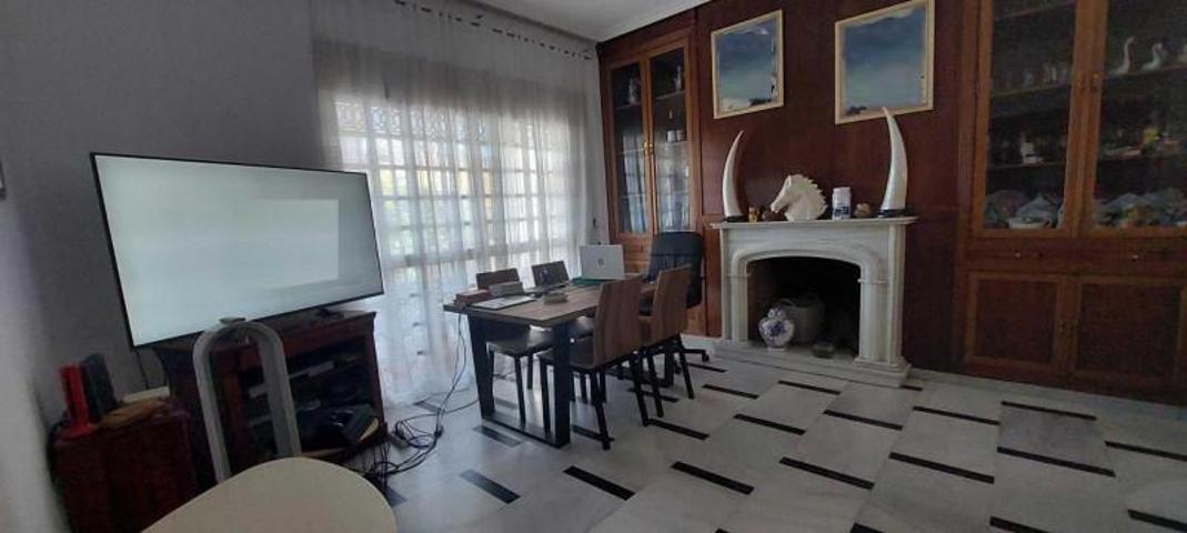 Chalet en venta en Dos Hermanas, Olivar de Quintos photo 0