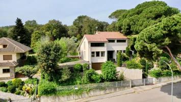 Casa en venta en Cardedeu, Can Montells photo 0