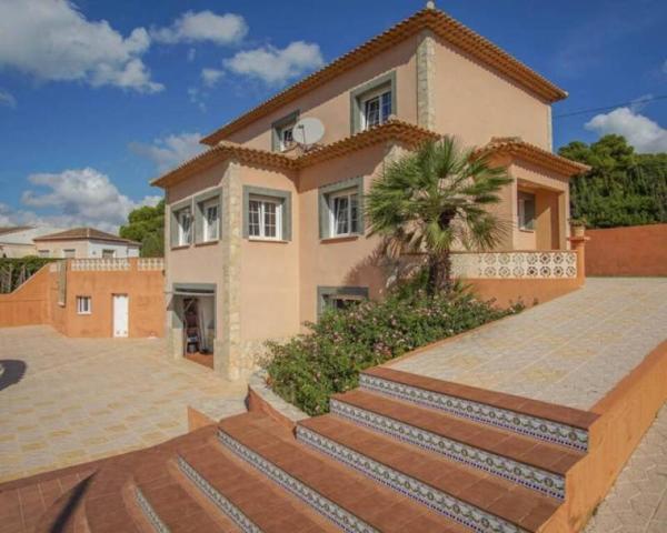 Casa en venta en Calpe photo 0