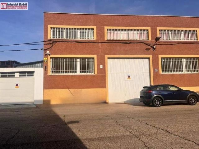 Nave industrial en venta en Arganda del Rey, P.I. LOS ROBLES photo 0
