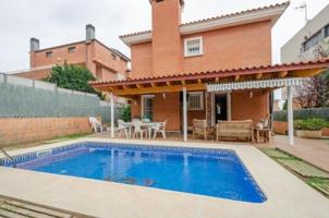 Casa en venta en Viladecans, Can palmer photo 0