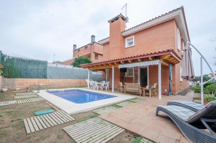 Casa en venta en Viladecans, Can palmer photo 0
