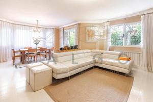 Chalet en venta en Godella, URB. CAMPOLIVAR photo 0