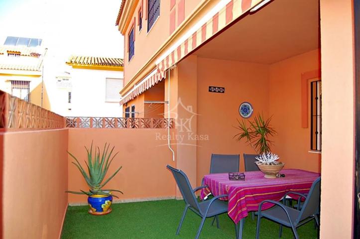 Chalet en venta en Fuengirola photo 0