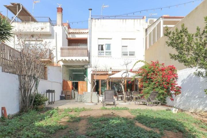 Adosada en venta en Viladecans, Ctra barcelona photo 0