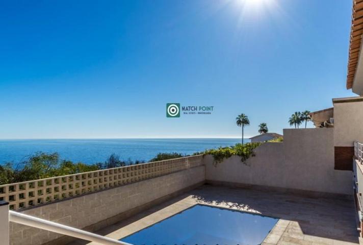 Casa en venta en Almuñécar photo 0