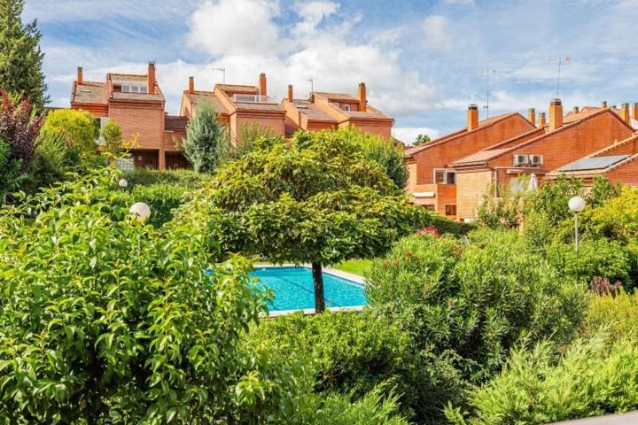 Bungalow en venta en Tres Cantos, Soto de Viñuelas photo 0