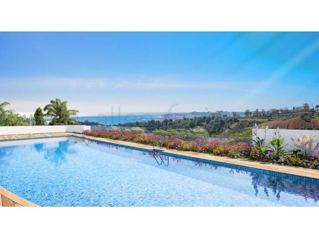 Apartamento en venta en Benalmádena, Higuerón photo 0