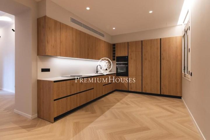 Piso en venta en Barcelona, Sant Pere - Santa Caterina i la Ribera photo 0