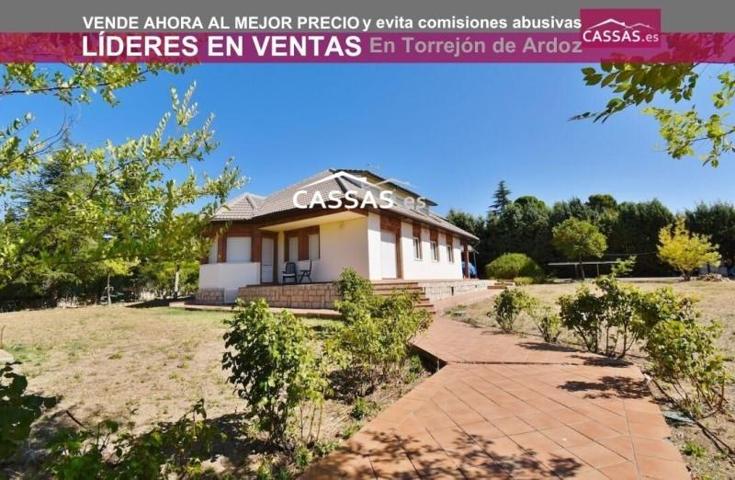 Chalet en venta en Paracuellos de Jarama, Berrocales de Jarama photo 0