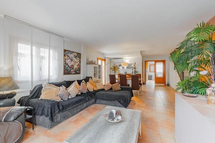 Duplex en venta en Santa Maria del Camí, Nucleo urbano 58 photo 0