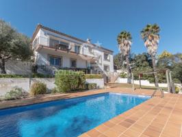 Casa en venta en Begur photo 0