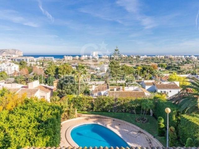 Casa en venta en Jávea-Xàbia photo 0