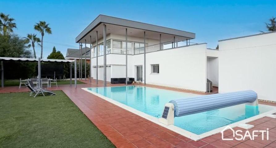 Casa en venta en Amposta photo 0