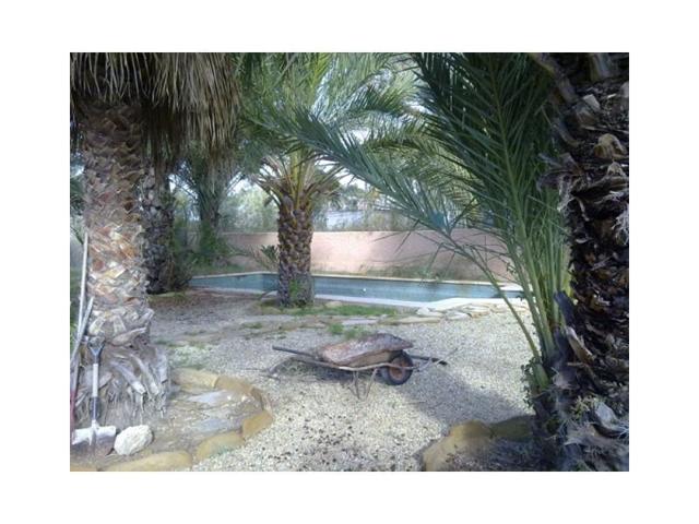 Casa con terreno en venta en Vera photo 0