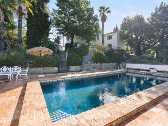 Chalet en venta en Mijas photo 0