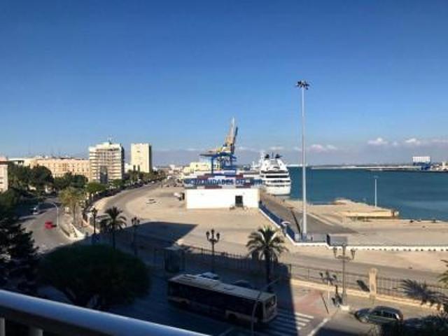 Piso en venta en Cádiz, Centro photo 0