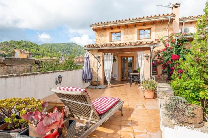 Casa en venta en Alaró, Alaró photo 0