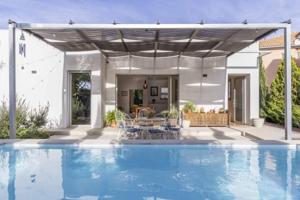 Casa en venta en Moncada, Moncada photo 0