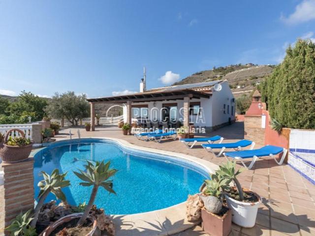 Casa en venta en Almuñécar photo 0