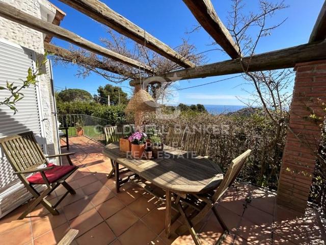 Casa en venta en Begur photo 0