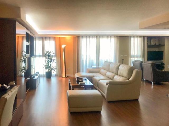 Apartamento en venta en Cádiz photo 0