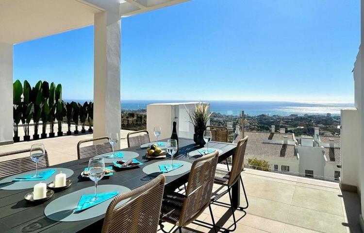 Atico Duplex en venta en Benalmádena, Benalmadena photo 0