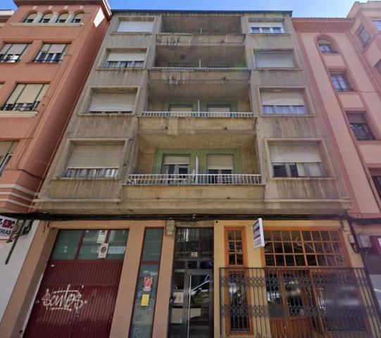 Edificio en venta en León, San Claudio photo 0