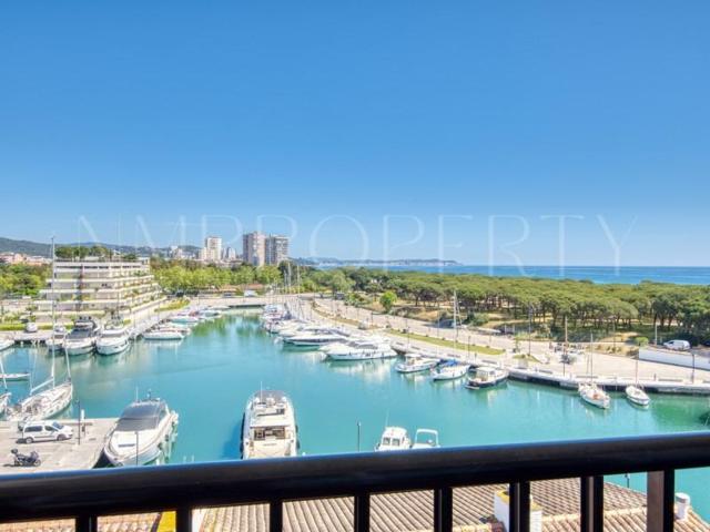 Apartamento en venta en Castell-Platja d'Aro photo 0