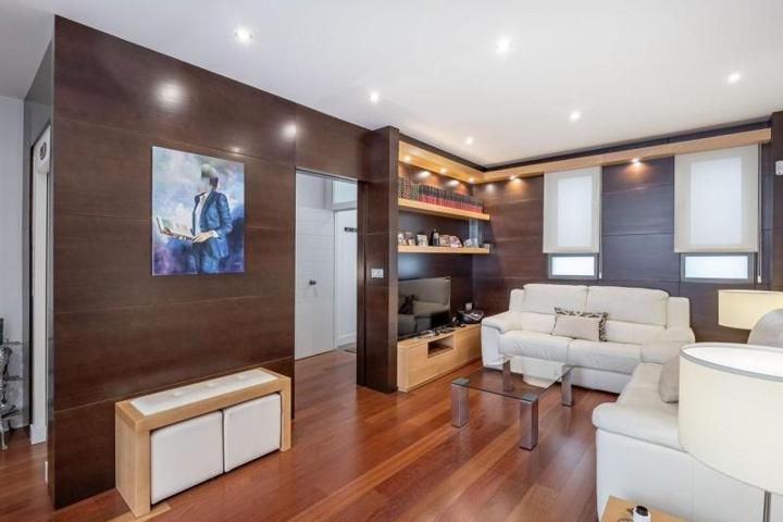 Casa en venta en Granada, Centro photo 0