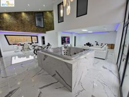 Chalet en venta en Erriberagoitia-Ribera Alta, Pobes photo 0