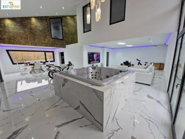 Chalet en venta en Erriberagoitia-Ribera Alta, Pobes photo 0