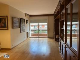 Piso en venta en Barcelona, Les Corts photo 0