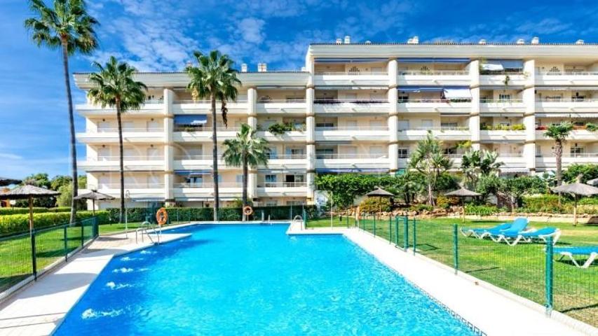 Atico Duplex en venta en Marbella, Nagueles photo 0