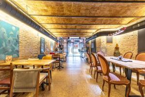 Local comercial en venta en Barcelona, Carrer de Provença, 08029 photo 0