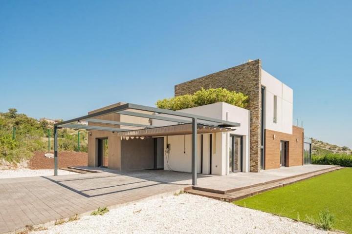 Chalet en venta en Olesa de Bonesvalls, Can olivella photo 0