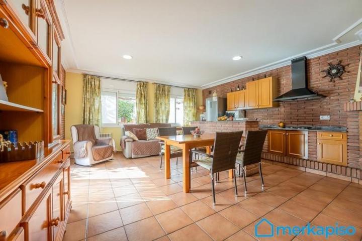 Casa en venta en Viladecans, Can guardiola photo 0