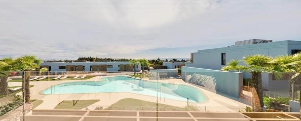 Bungalow en venta en Mijas, Calaburra - chaparral photo 0