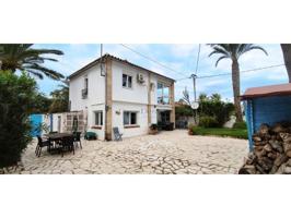 Chalet en venta en Denia photo 0