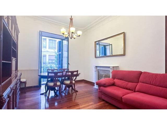 Piso en venta en Donostia-San Sebastián, Área Romántica photo 0