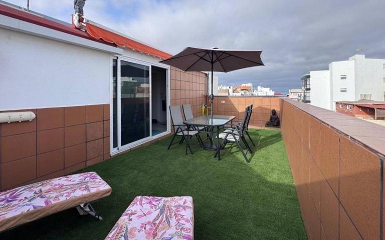 Adosada en venta en Telde, Telde photo 0