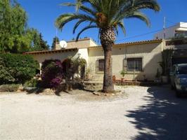 Chalet en venta en Calpe, Marisol park photo 0