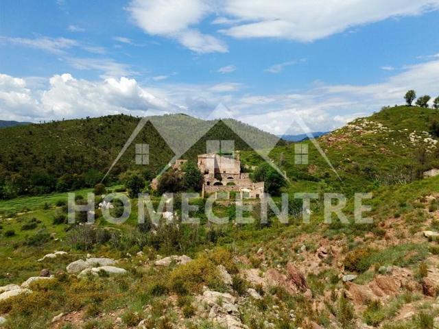 Casa con terreno en venta en Darnius photo 0