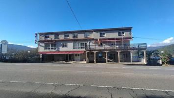 Edificio en venta en Redondela, N-550, 36693 photo 0