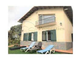 Casa con terreno en venta en Begues, Rectoria photo 0