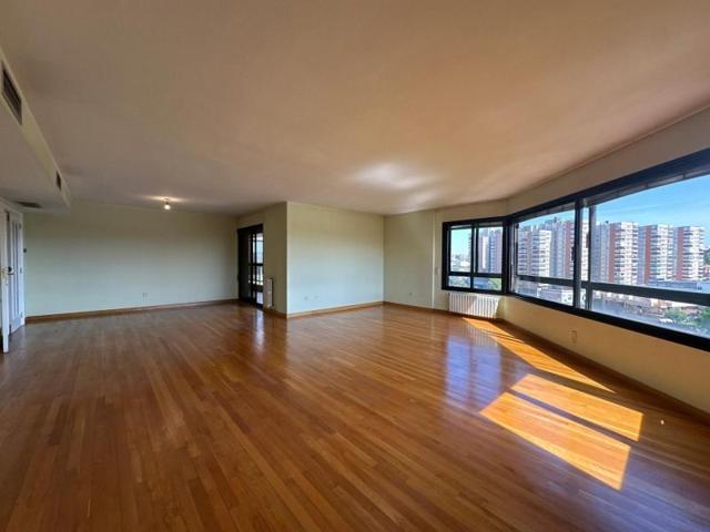 Piso en venta en Zaragoza, Ruiseñores photo 0