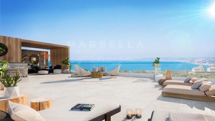 Aticos en venta en Estepona, Estepona photo 0