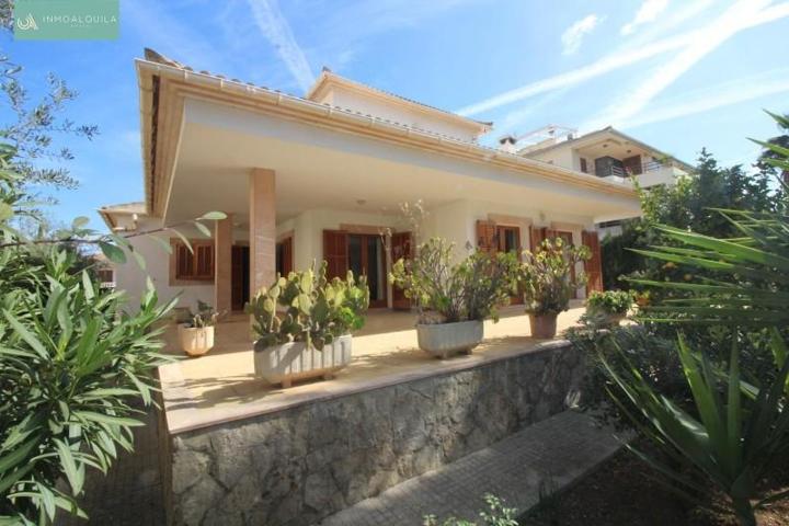 Chalet en venta en Muro, Ca n Picafort photo 0