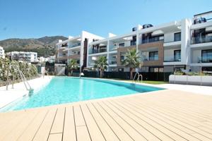 Piso en venta en Fuengirola photo 0