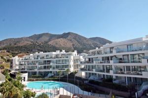 Piso en venta en Fuengirola photo 0